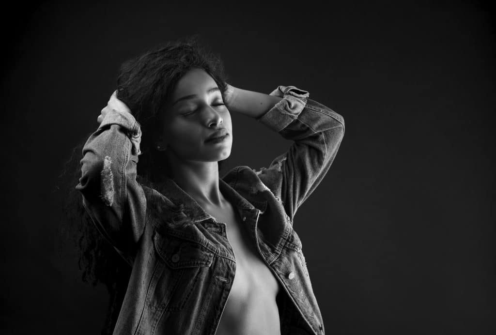 Marta Noir et Blanc en studio à Lausanne