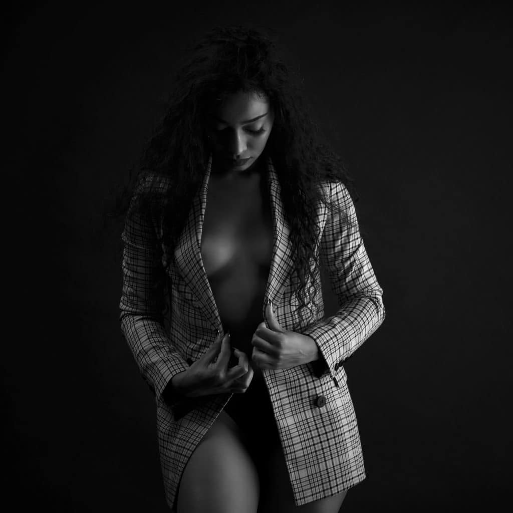 Marta Noir et Blanc en studio à Lausanne